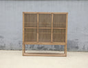 25-7452, Houten kast met 3 deuren