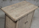 BT-1832, Kleine houten kast
