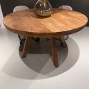 ET 323, Ronde eettafel van teakhout
