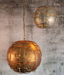 HL 128, Ronde metalen hanglamp met design
