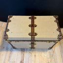 KO 185. Beige koffer