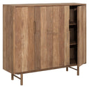 KT 330, Houten kast