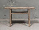 L-437, Houten sidetable