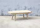 L251, Salontafel