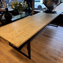 SET 001, Eettafel met wit blad en stalen onderstel