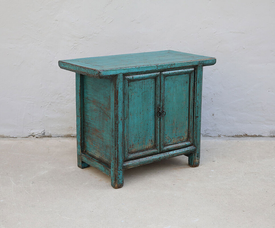 42-3616, Small blue cabinet