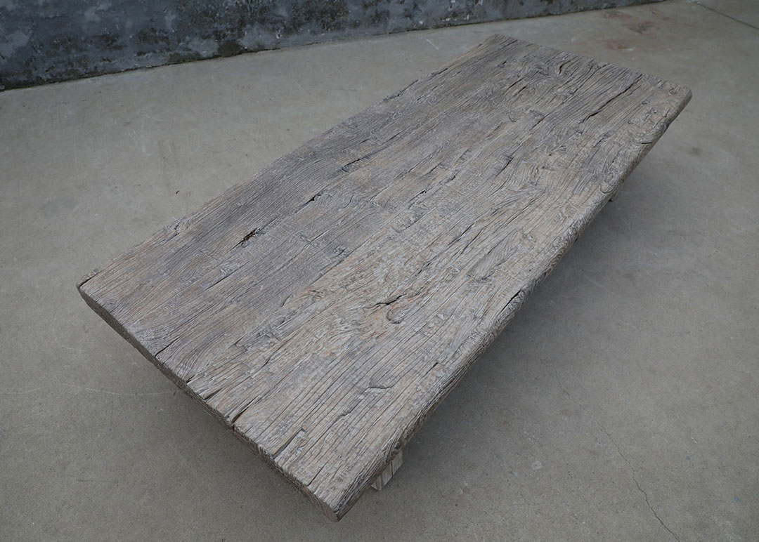 42-7370, Wooden coffee table