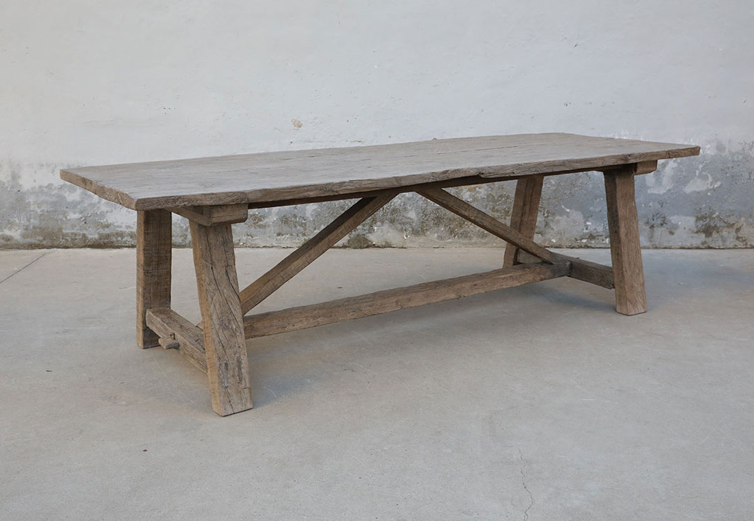 42-7935, Wooden dining table 