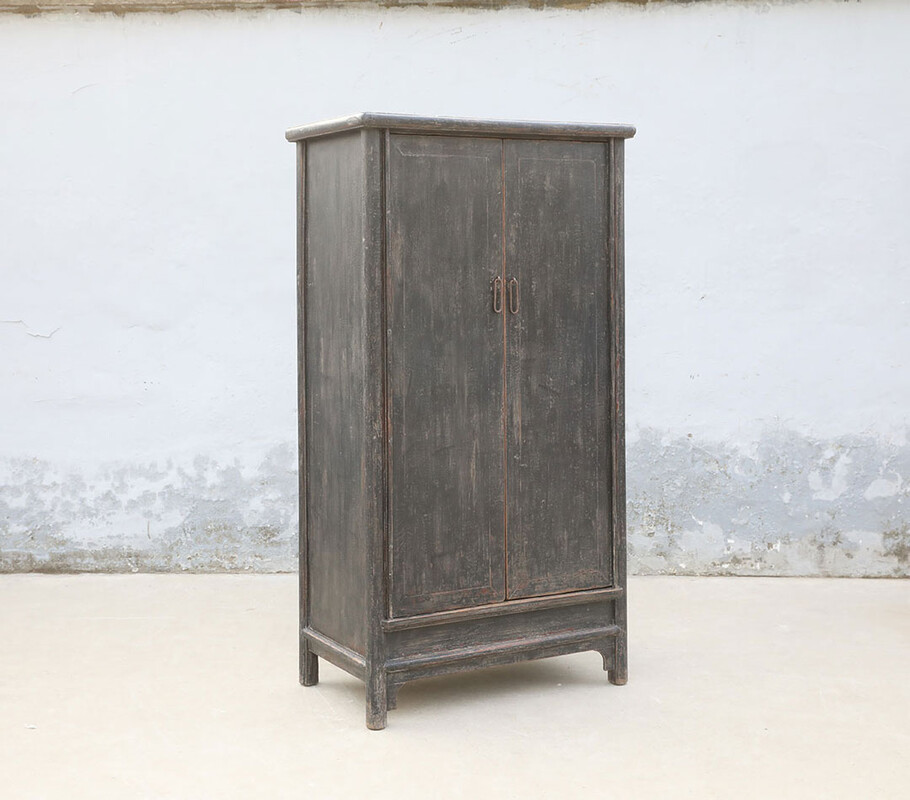 A126, Black cabinet