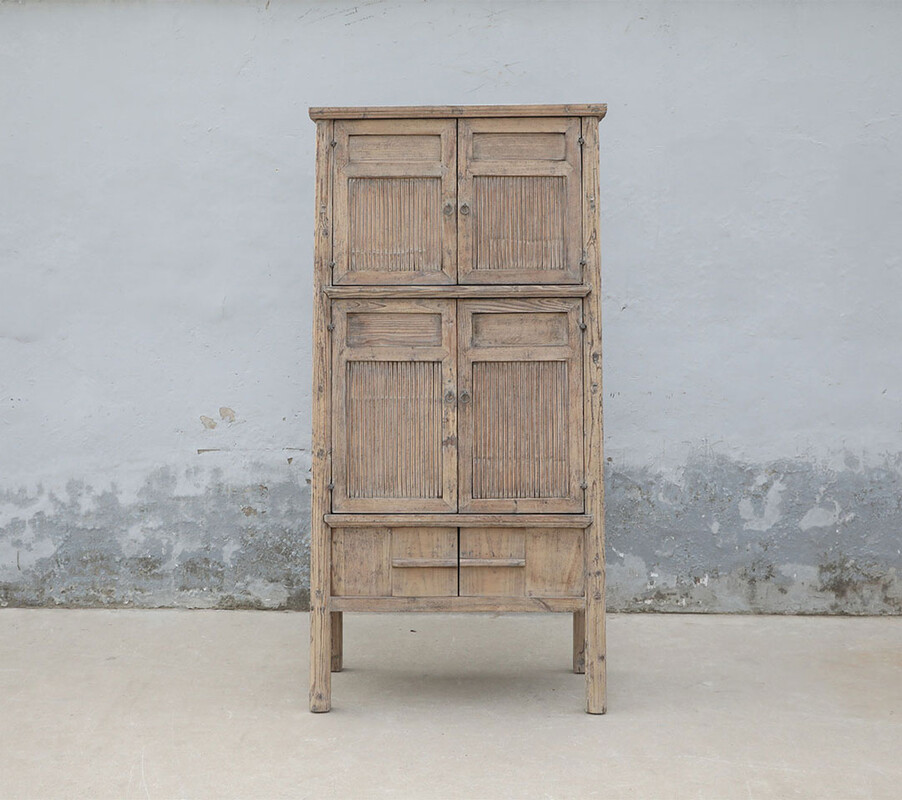 A127, Wooden cabinet