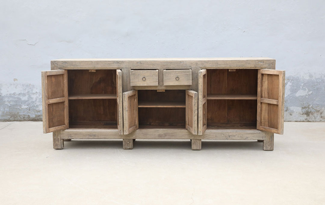 A129, Sideboard with drawers and doors