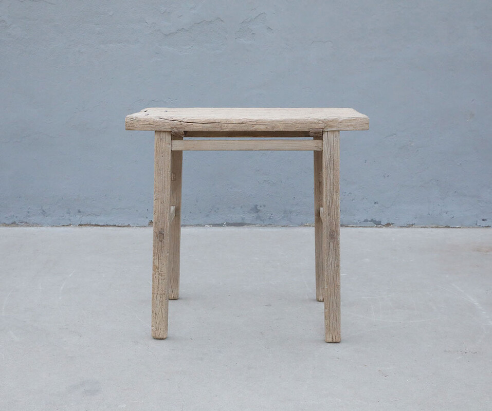 A270, Wooden side table