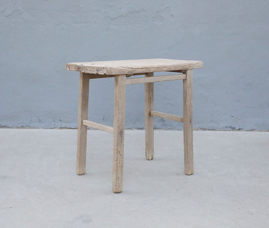 A270, Wooden side table