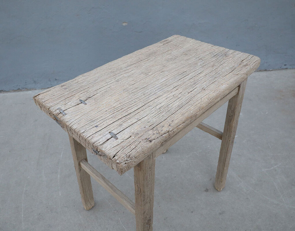 A270, Wooden side table