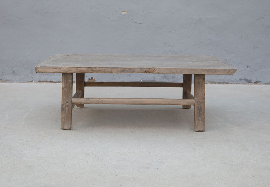 A272, Wooden coffee table