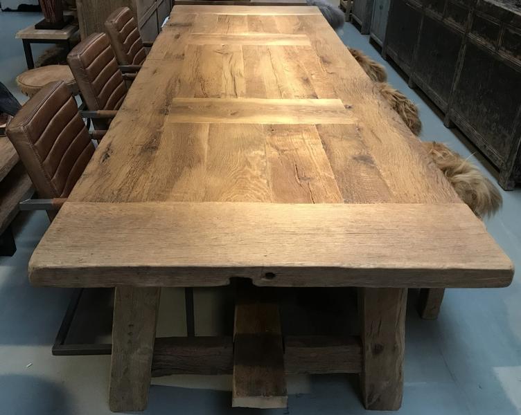 peper kan zijn overloop Grote houten eettafel - eetkamertafel - Antieke tafels, tafels van oud  hout. landelijke tafels. - De Jong Interieur