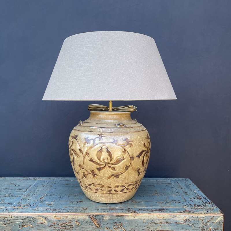 TL 231, Unique beige jar lamp with design