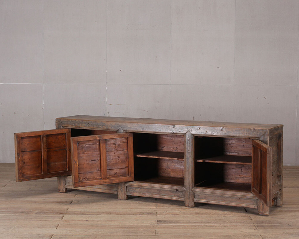 U024, Wooden sideboard