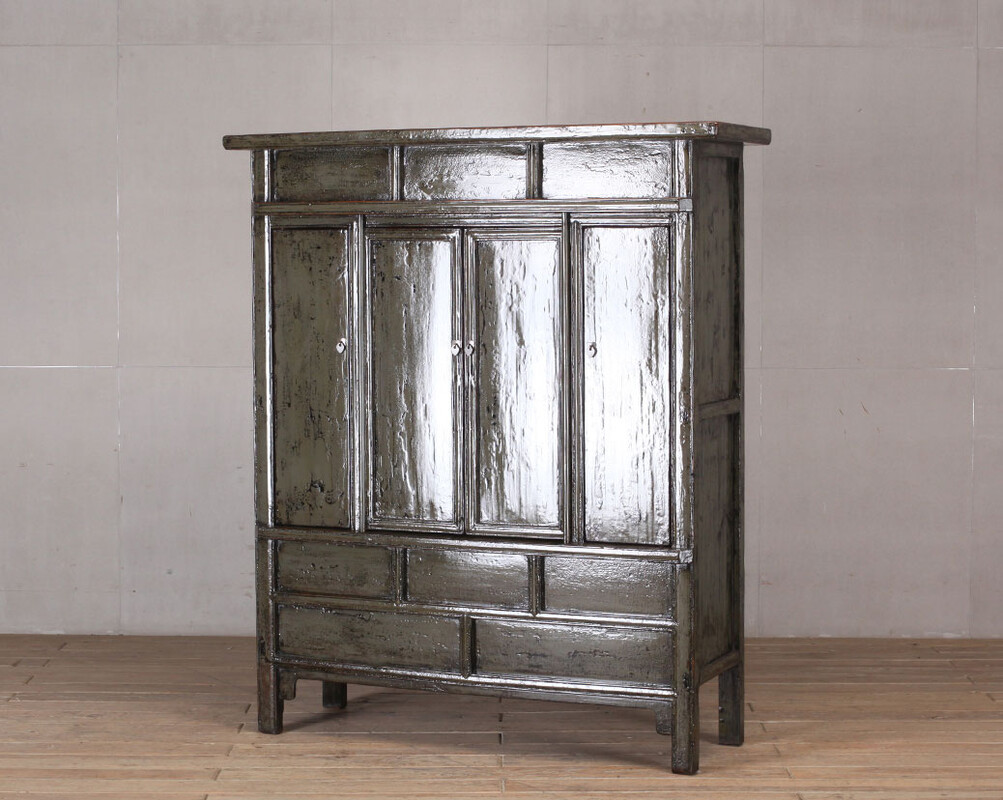 U057, Green cabinet